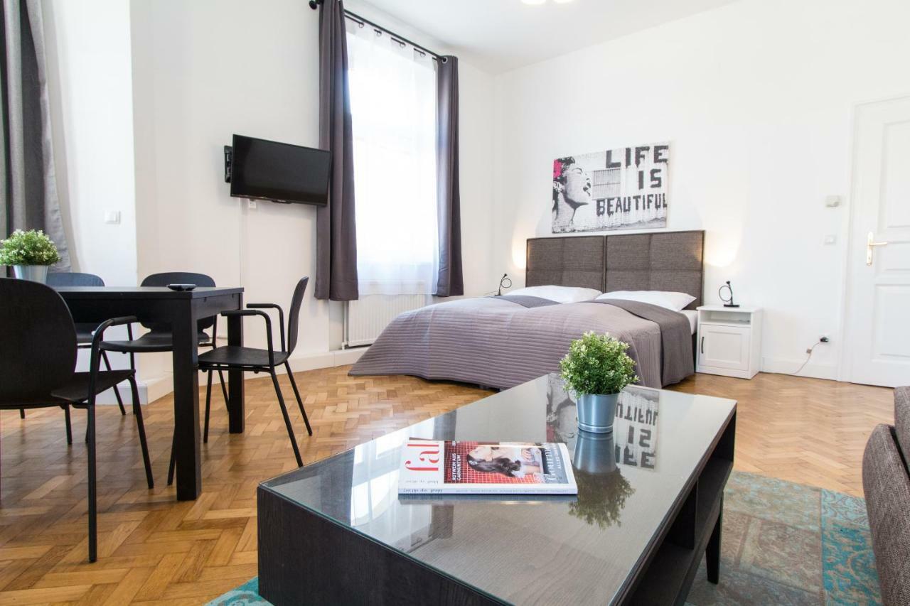 וינה Design Apartments I Contactless Check-In מראה חיצוני תמונה